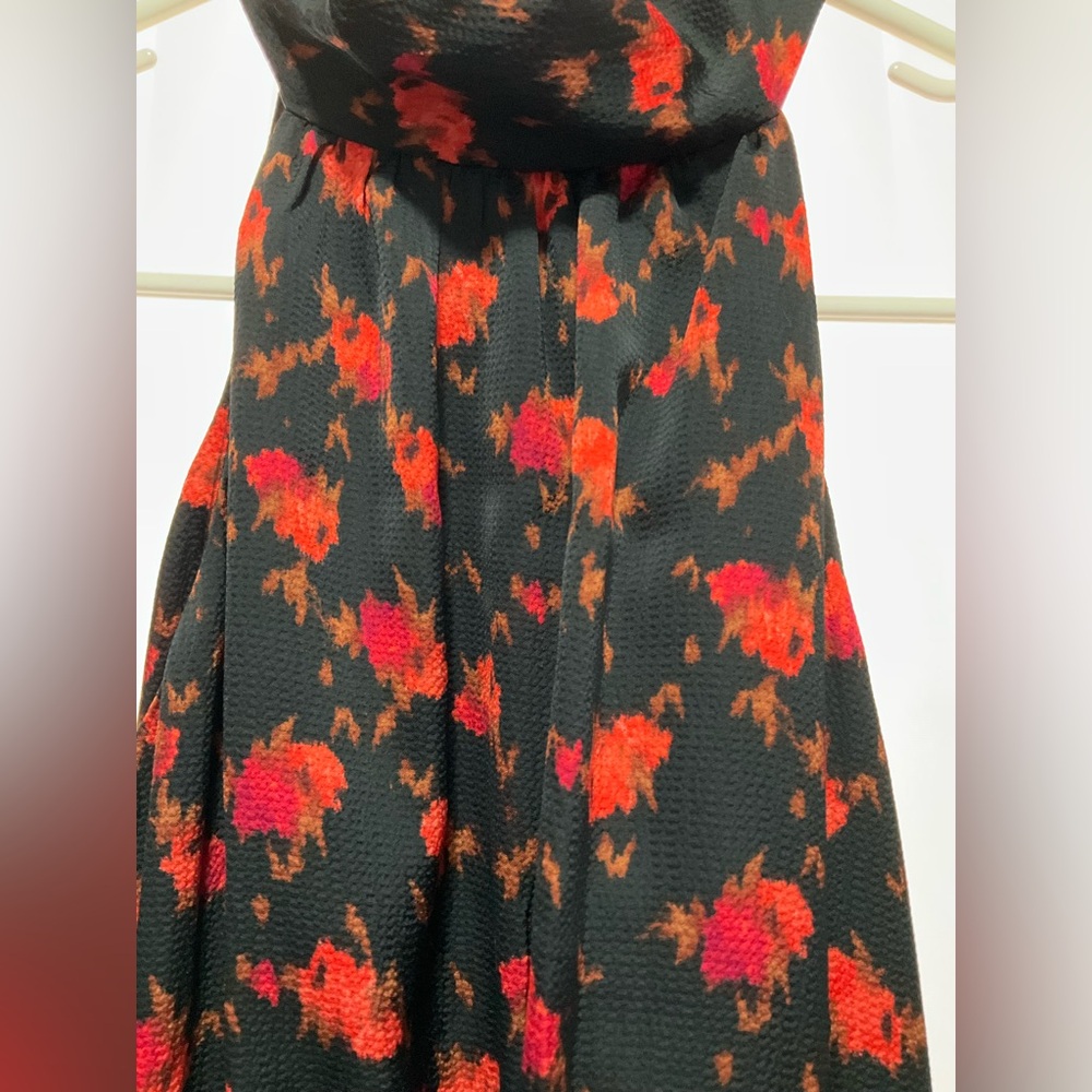 Women’s dress